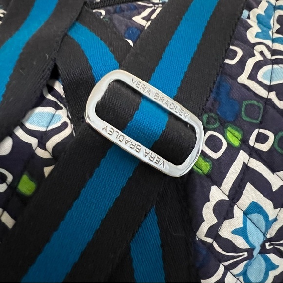 VERA BRADLEY Ink Blue Large Duffle Bag Round Traveling 2 Handle Zip Top 2014 - Picture 3 of 13